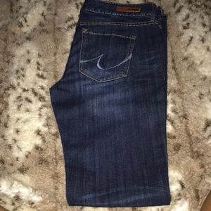 Boot cut jeans